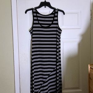 Long striped sleeveless dress